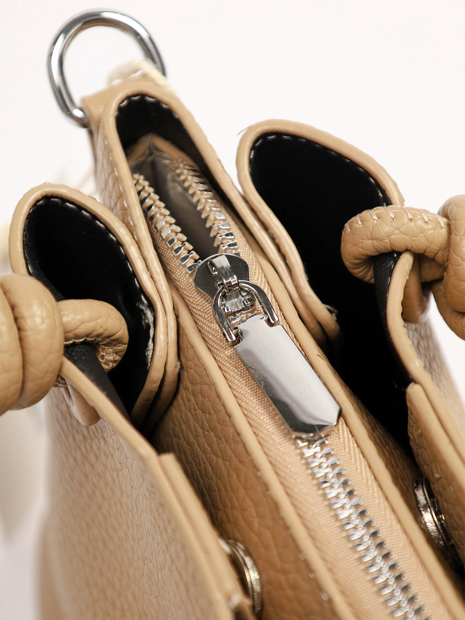 Сумка-тоут с округлыми ручками в ассортименте